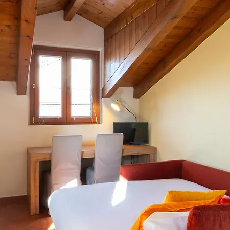 Mansarde Belvedere Duomo Apartment