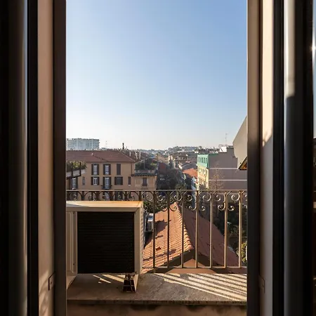 Apartment Mansarde Belvedere Duomo Milan