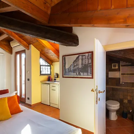 Mansarde Belvedere Duomo Apartment *
